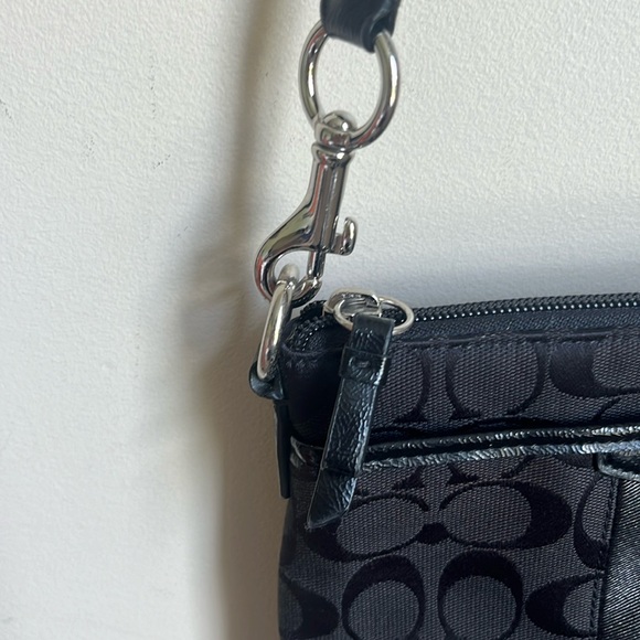 Coach Swing-pack Black Crossbody Bag - Picture 8 of 12